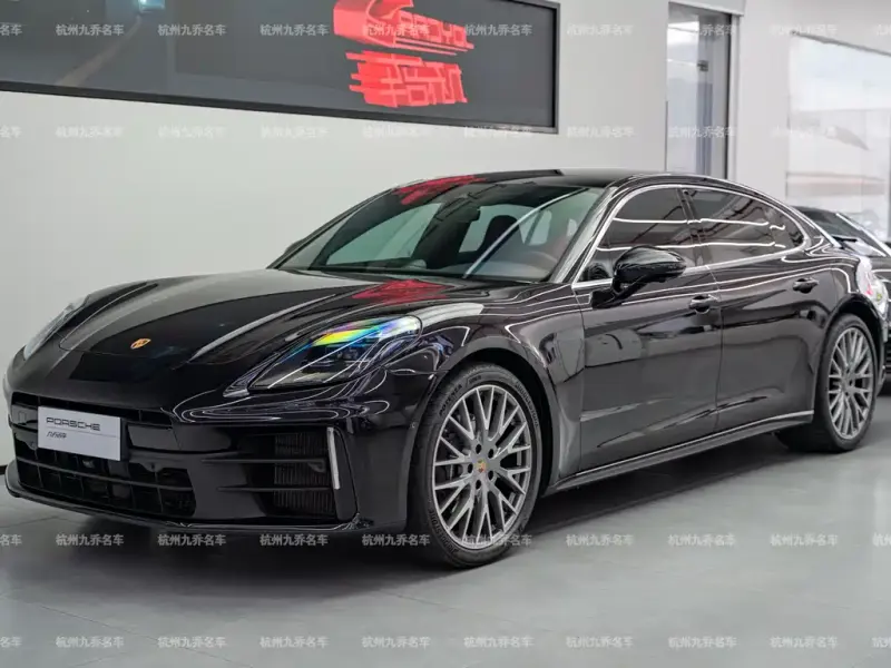 Porsche Panamera, 2025