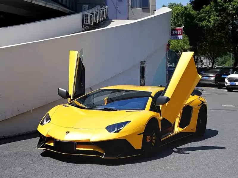 Lamborghini Aventador, 2016