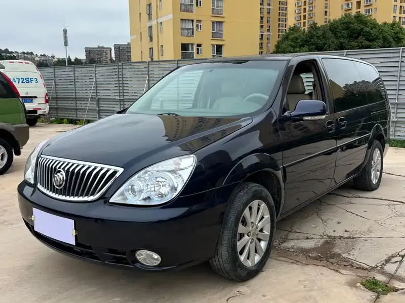Buick GL8, 2015