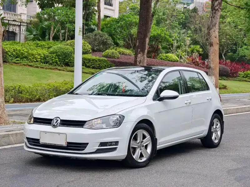 Volkswagen Golf, 2015