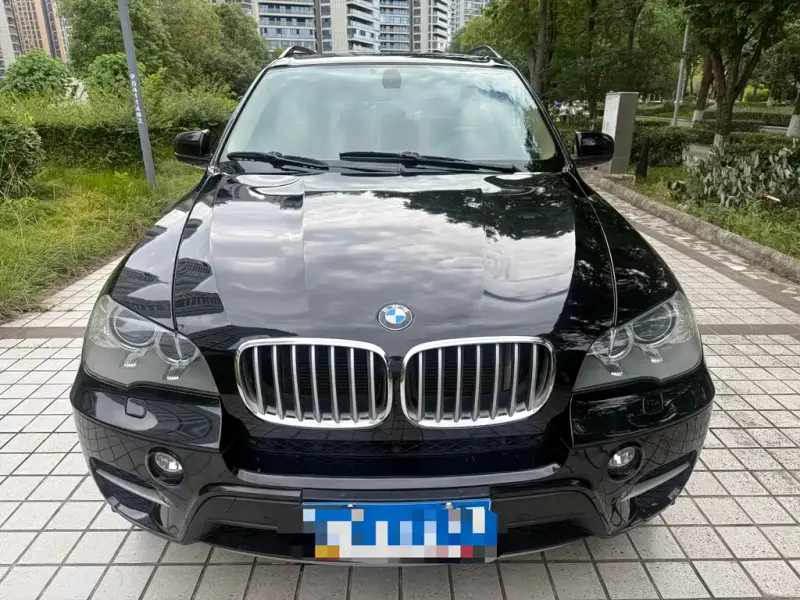 BMW X5 (Import), 2011
