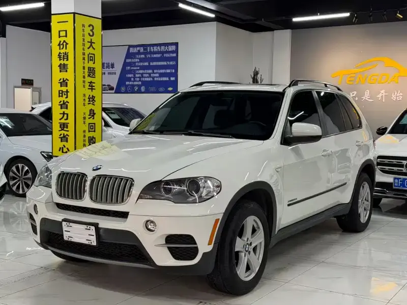 BMW X5 (Import), 2013