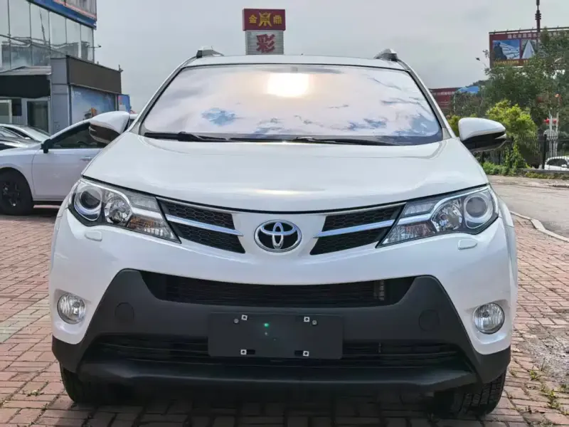 Toyota RAV4, 2014