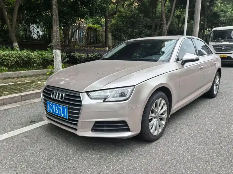 Audi A4L, 2017