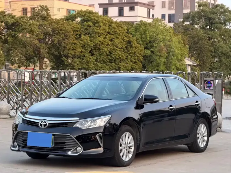 Toyota Camry, 2016