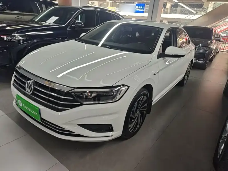 Volkswagen Sagitar, 2021