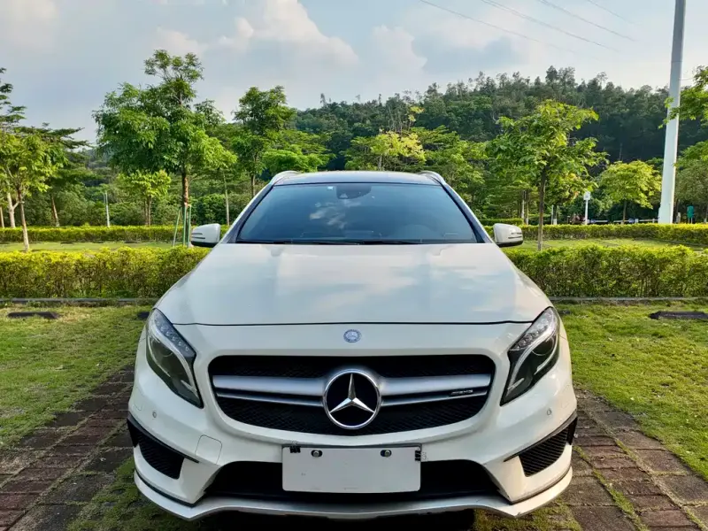 Mercedes-Benz GLA AMG, 2015