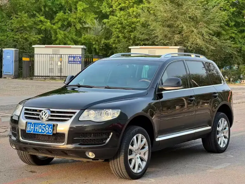 Volkswagen Touareg, 2009 — фото 1