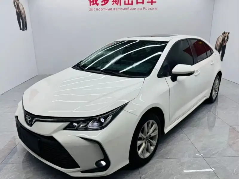 Toyota Corolla, 2023 — фото 1