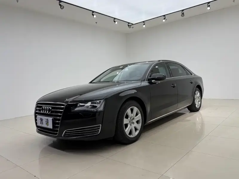 Audi A8, 2014 — фото 1
