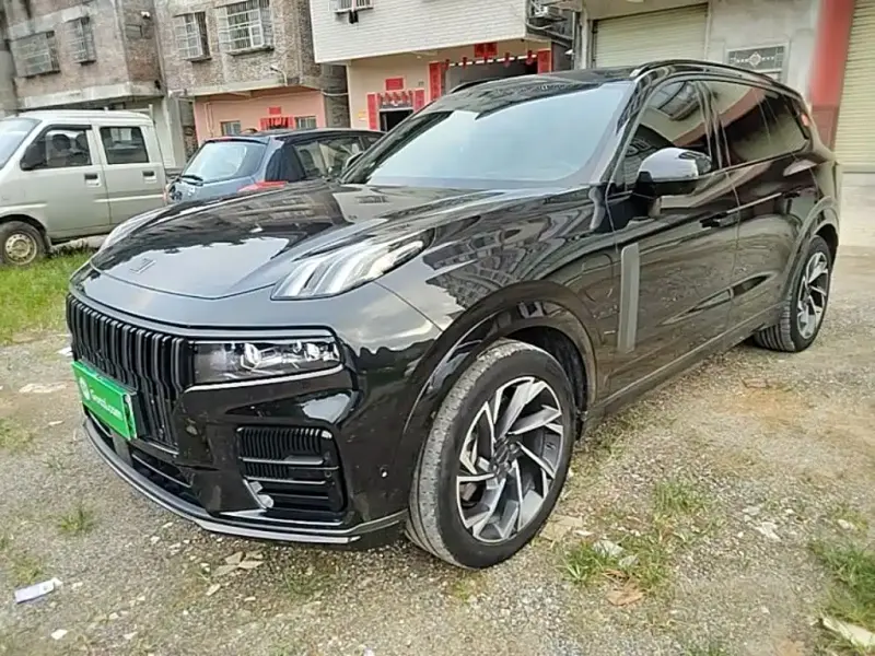 Lynk & Co 09 EM-P, 2022