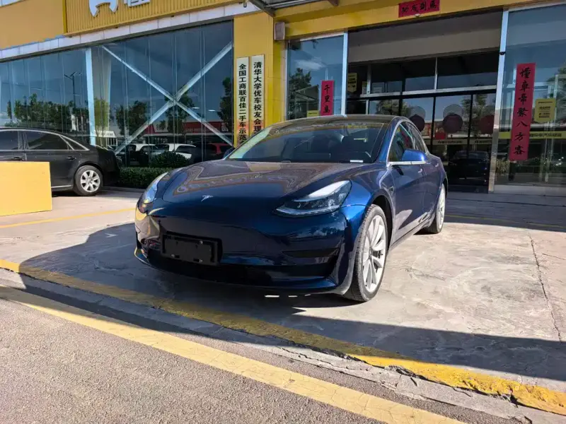 Tesla Model 3, 2020