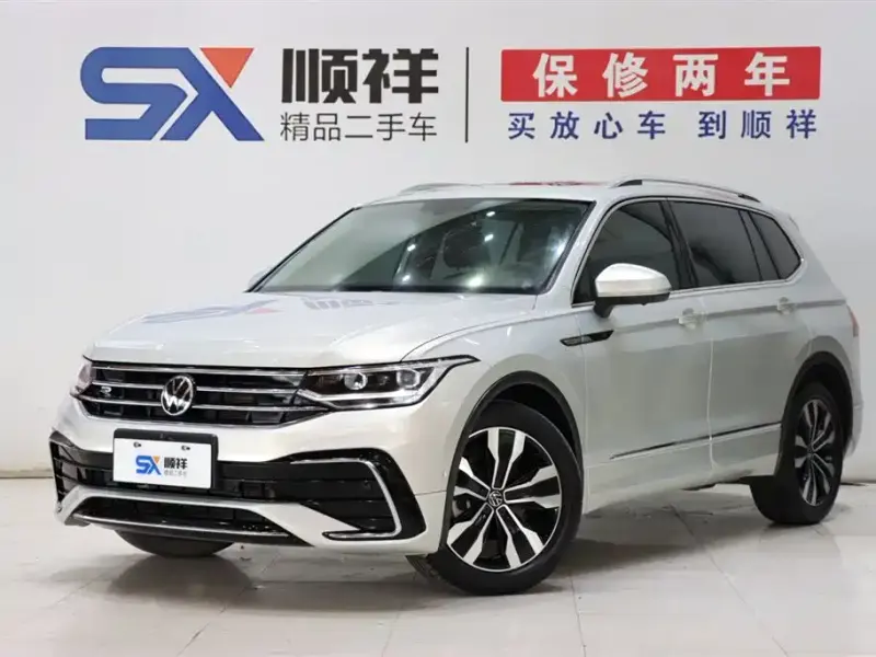 Volkswagen Tiguan L, 2022