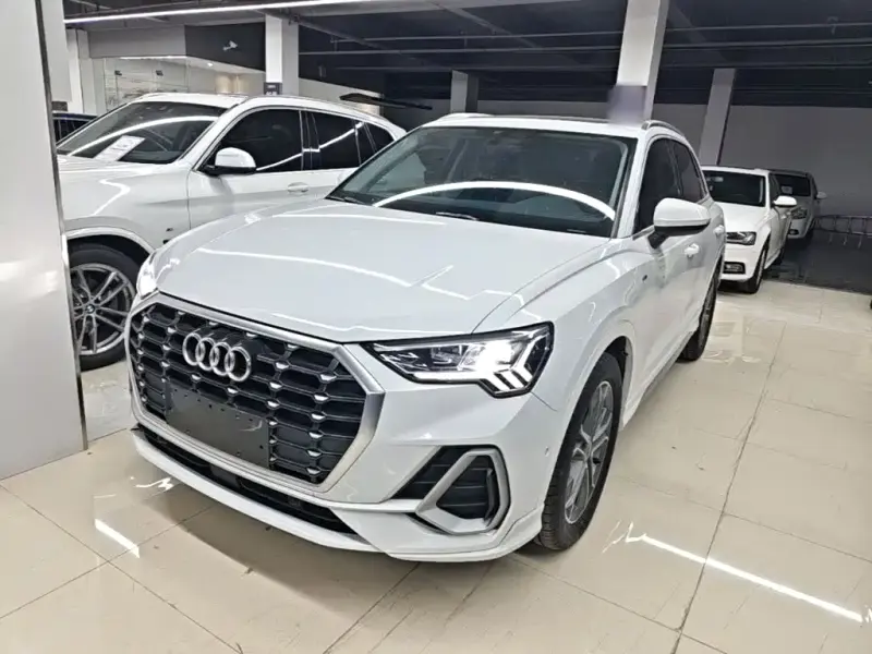Audi Q3, 2021