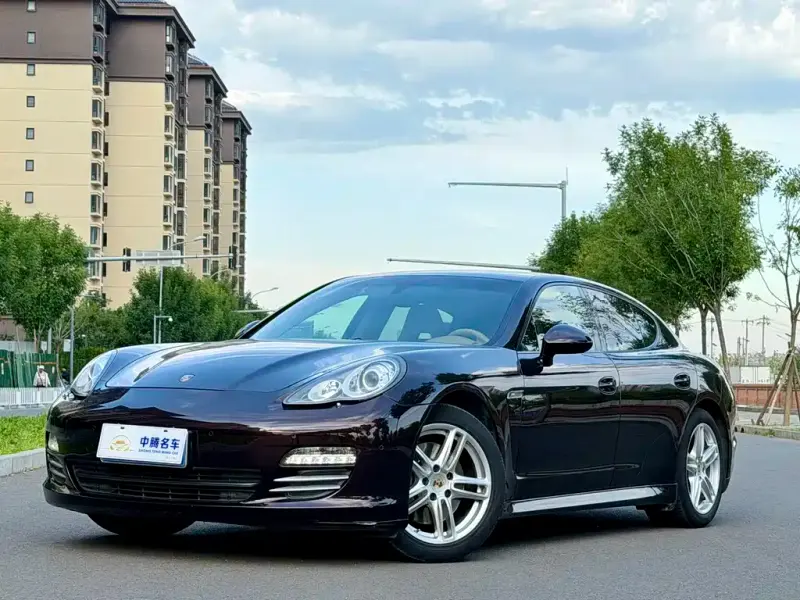 Porsche Panamera, 2012