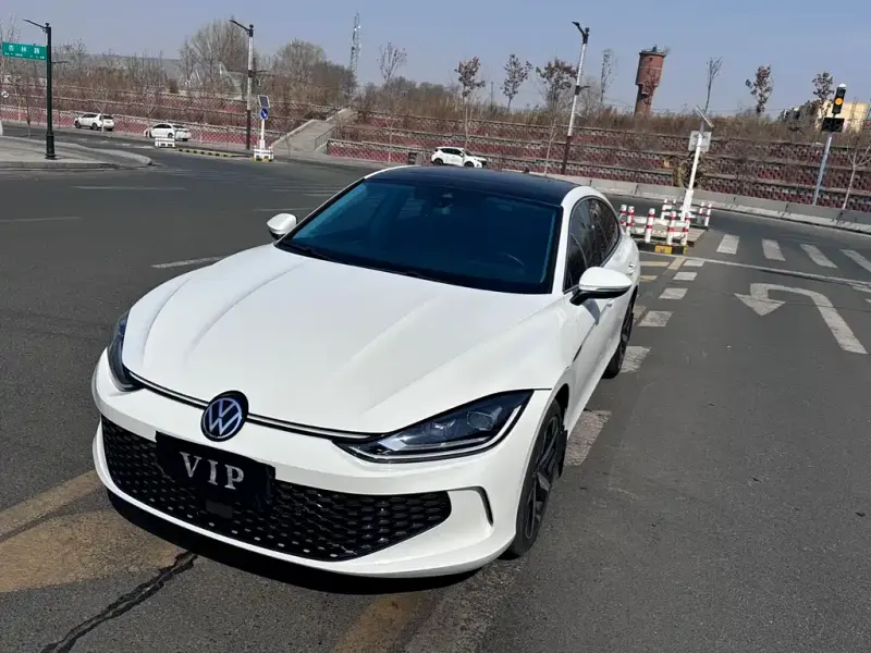 Volkswagen Lamando, 2022