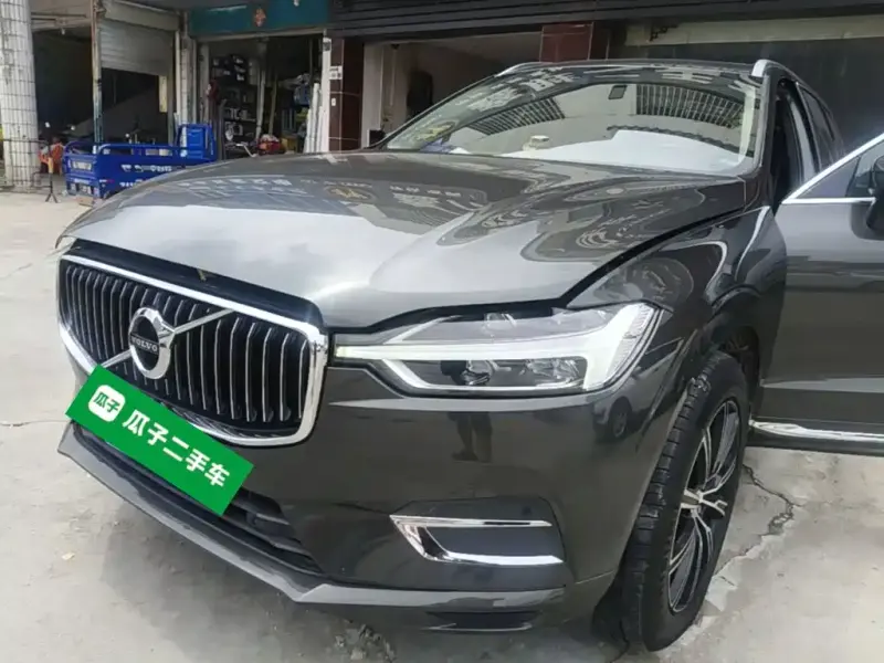 Volvo XC60, 2019 — фото 1
