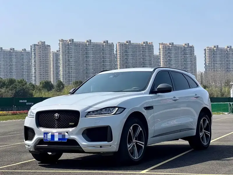 Jaguar F-PACE, 2021