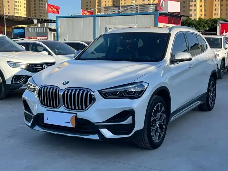 BMW X1, 2022 — фото 1