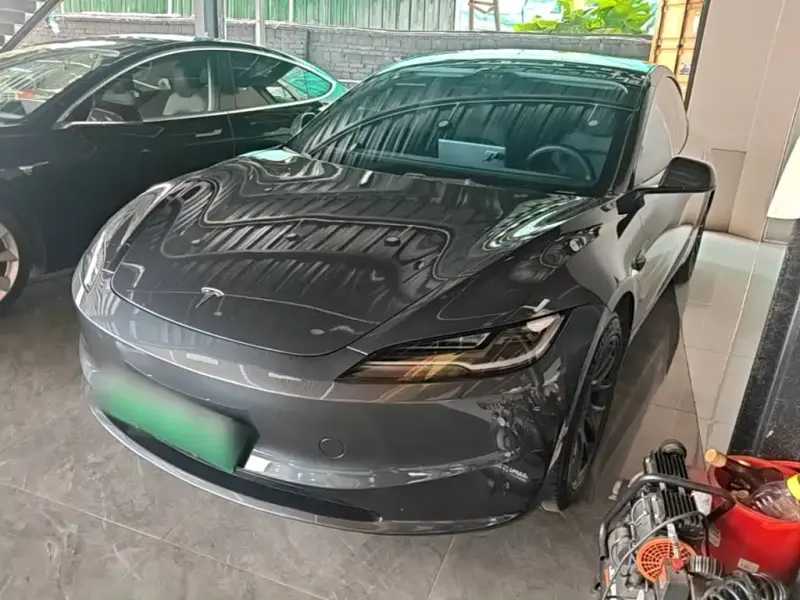 Tesla Model 3, 2024