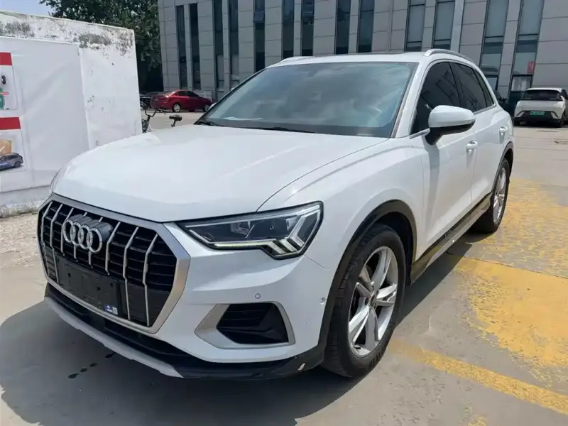 Audi Q3, 2022