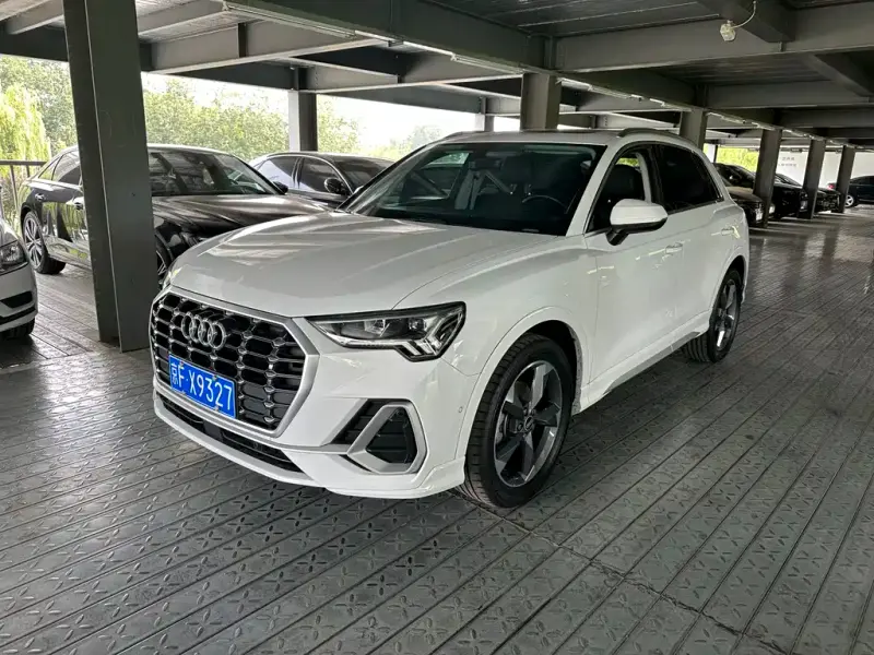 Audi Q3, 2022