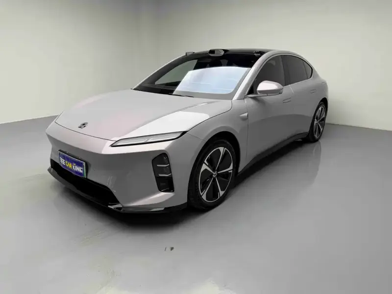 NIO ET5, 2025