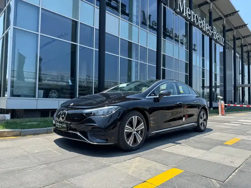 Mercedes-Benz EQE, 2025