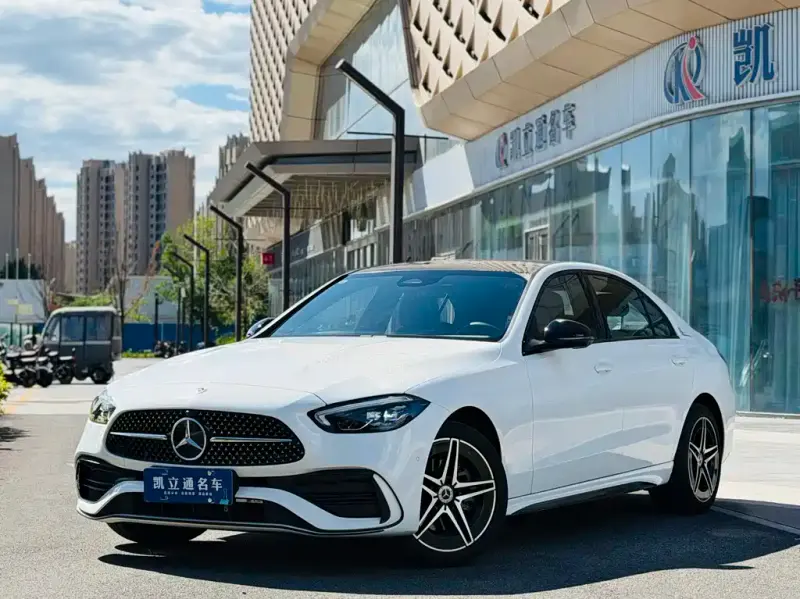 Mercedes-Benz C-Class, 2025