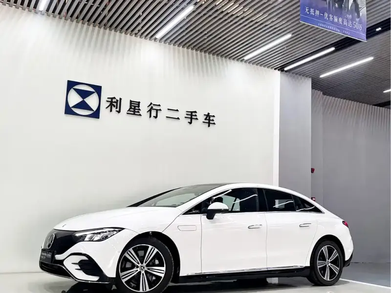 Mercedes-Benz EQE, 2025