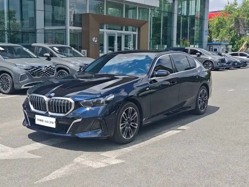 BMW 5 Series, 2024