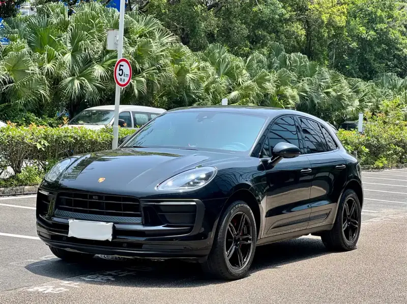 Porsche Macan, 2022