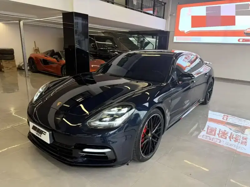 Porsche Panamera, 2020