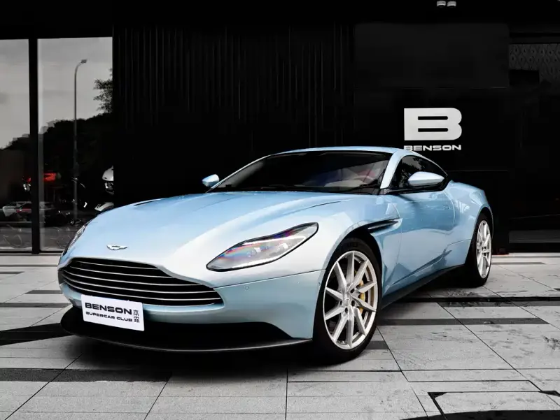 Aston Martin DB11, 2018