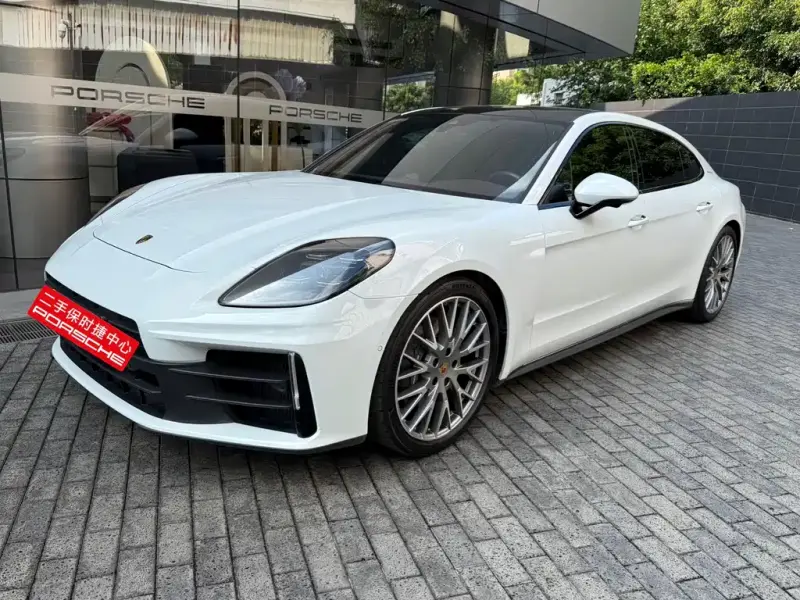 Porsche Panamera, 2024