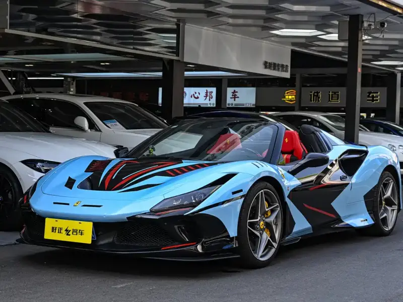 Ferrari F8, 2022 — фото 1