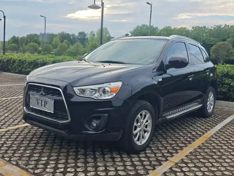 Mitsubishi ASX, 2015