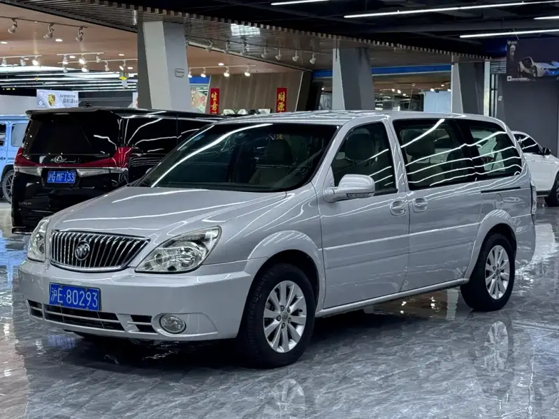 Buick GL8, 2012