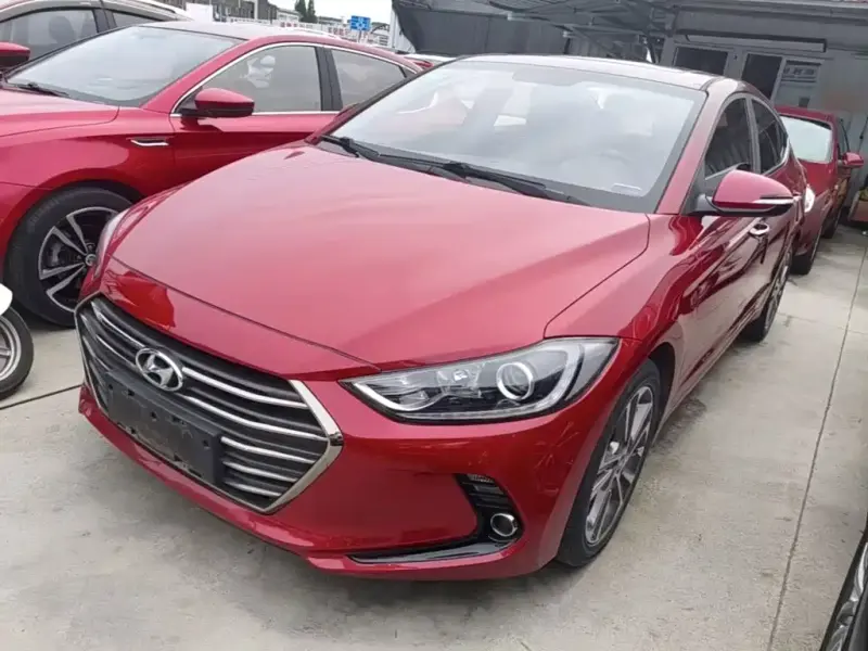 Hyundai Elantra, 2019 — фото 1