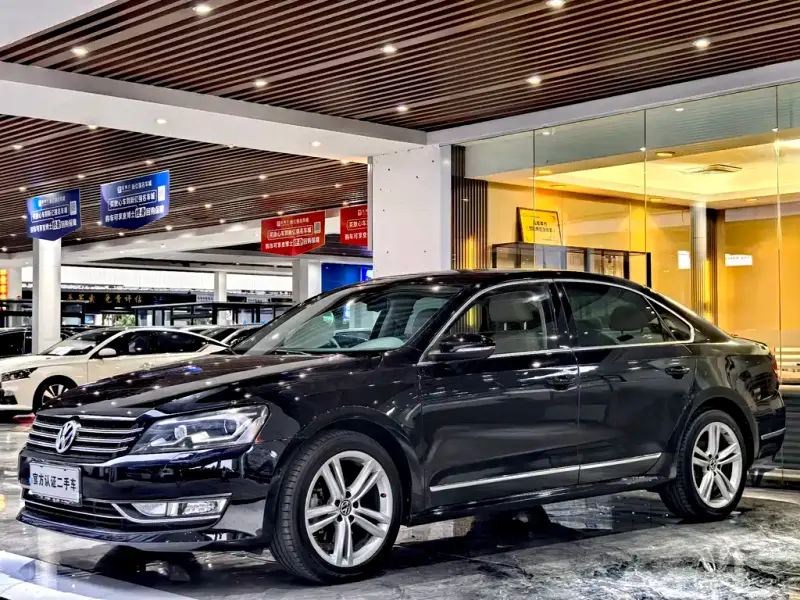 Volkswagen Passat, 2015 — фото 1