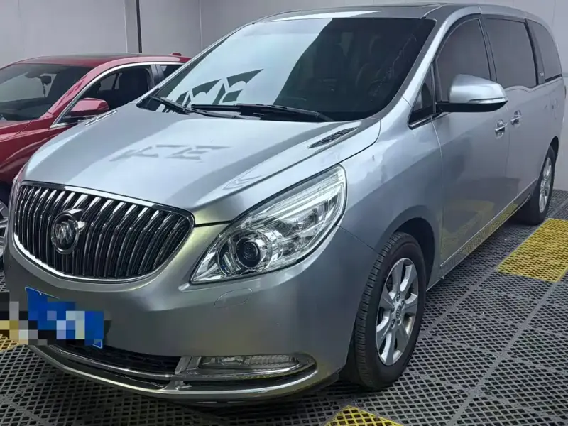 Buick GL8, 2015