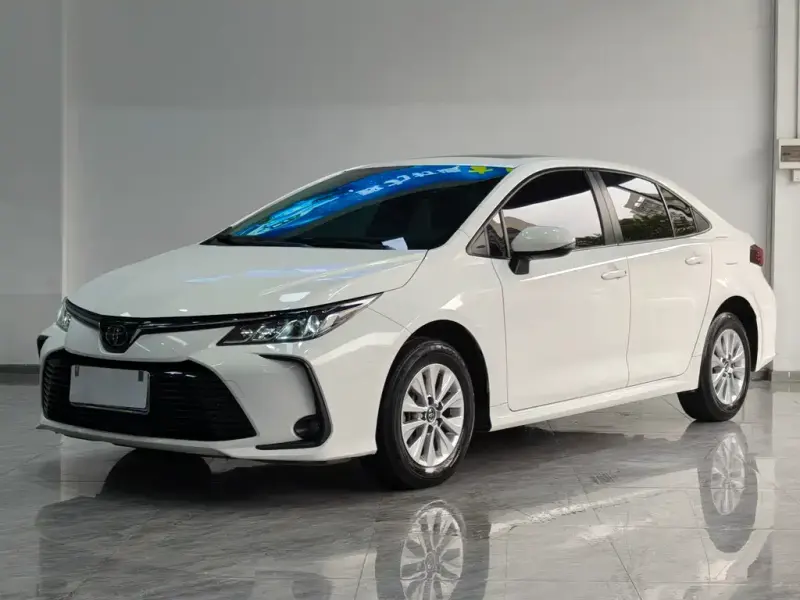 Toyota Corolla, 2020 — фото 1