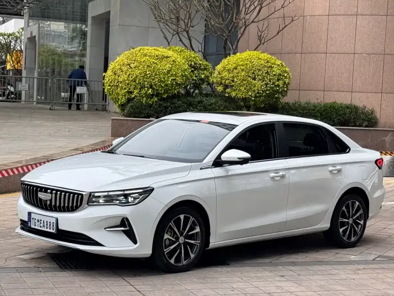 Geely Emgrand, 2025