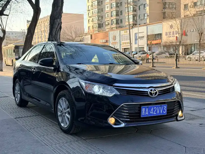 Toyota Camry, 2016