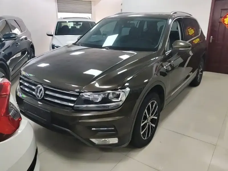 Volkswagen Tiguan L, 2017