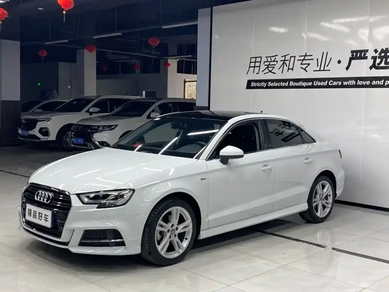 Audi A3, 2020 — фото 1
