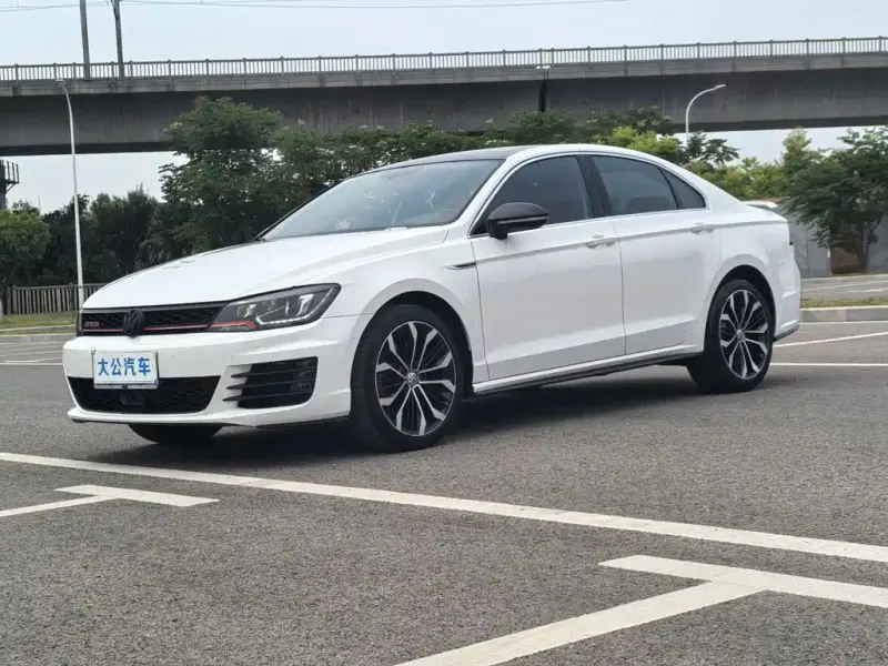 Volkswagen Lamando, 2018