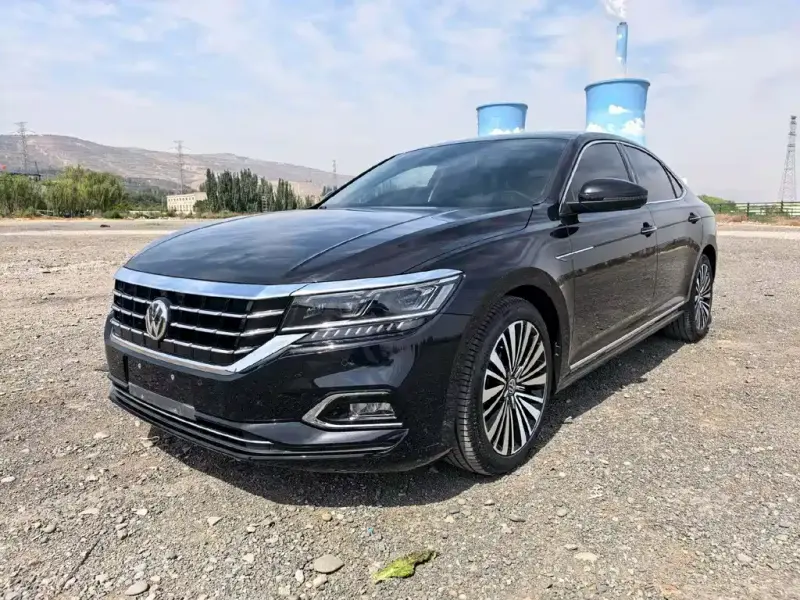 Volkswagen Passat, 2020 — фото 1