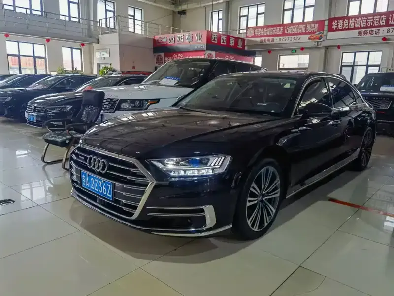 Audi A8, 2022