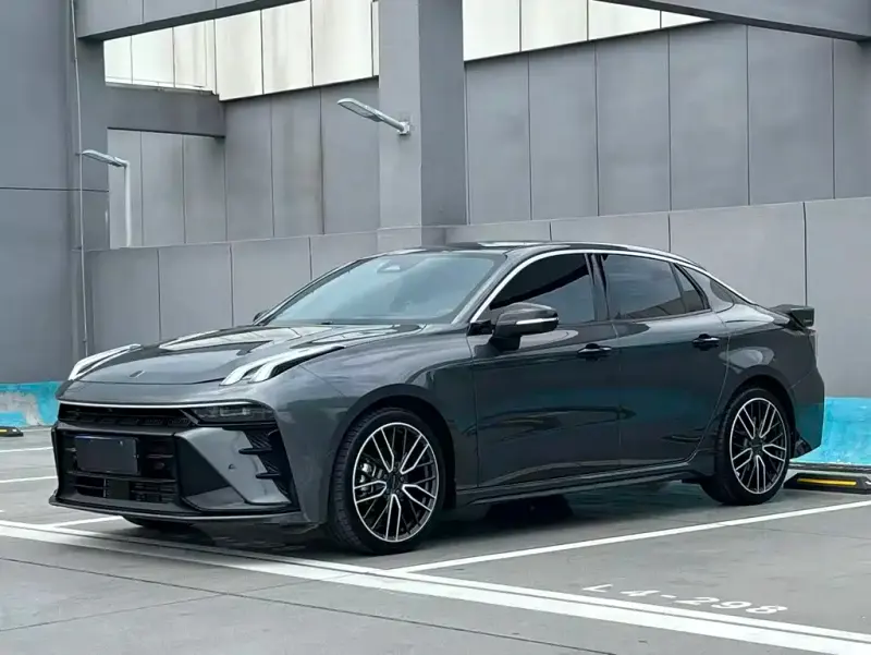 Lynk & Co 03, 2025